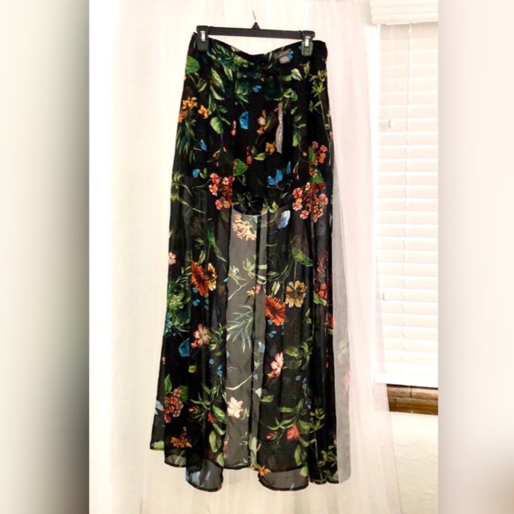 Split Maxi skirt with shorts